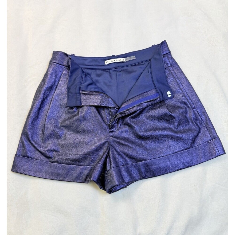 Alice + Olivia Faux Leather Pleated Cuff Metallic Shorts Women’s Purple Size 2 - Picture 3 of 11